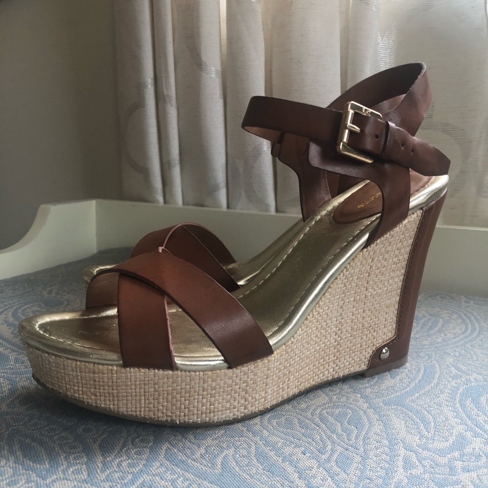 Liz Claiborne wedge sandals size 7.5